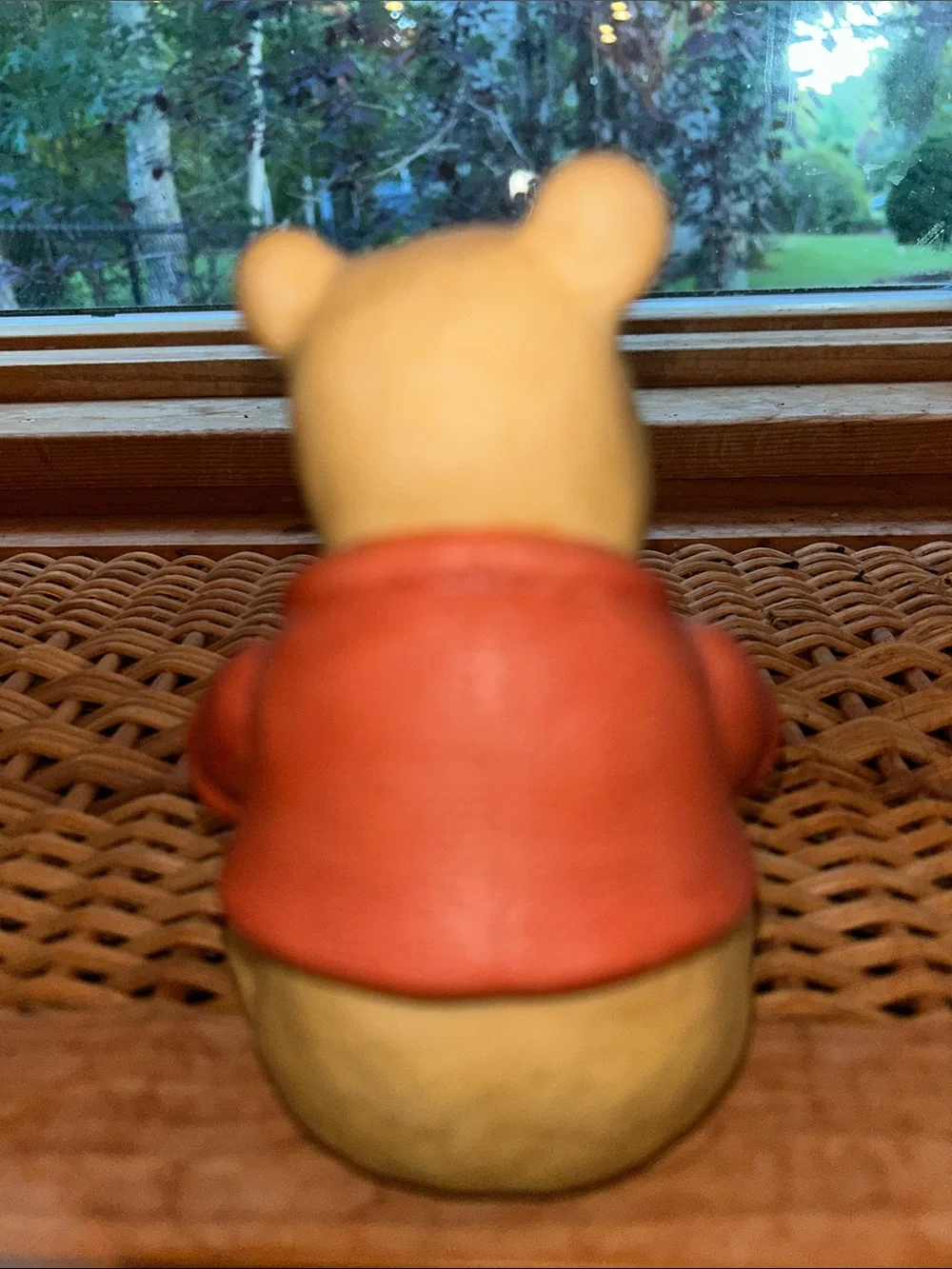 Disney’s Winnie the Pooh Honey Pot Bank Figurine (LC)